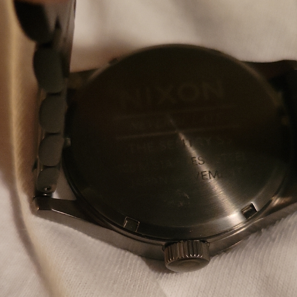 Nixon Black and Red Watch - Picture 3 of 3